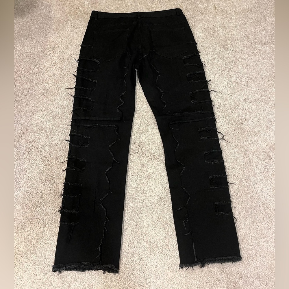 Classic B Men’s Distressed Y2K Jeans - Picture 10 of 10